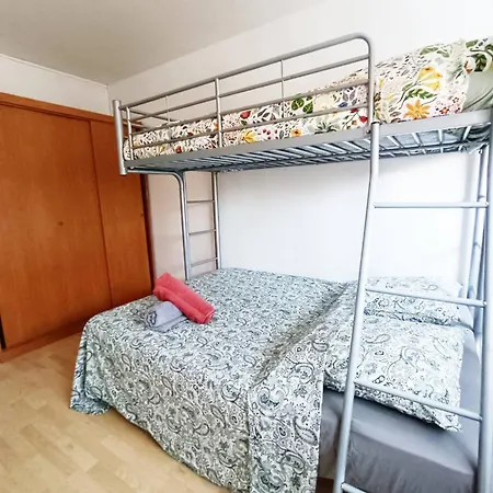Serenity Courbevoie, Paris La Defense * קורבוו